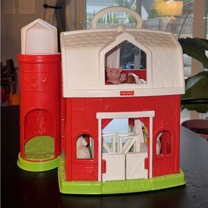 Fisher-Price Barn Little People Playset